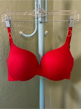 Victoria's Secret Incredible Perfect Shape Palate.